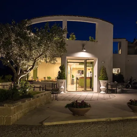 Club Koine Hotel