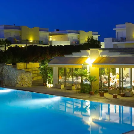 Club Koine Hotel 4*