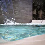 Koine Hotel
