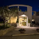 Koine Hotel
