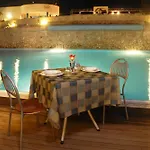 Koine Hotel 4*