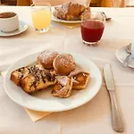 Club Koine Hotel