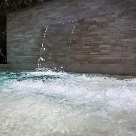 Club Koine Ξενοδοχείο 4*