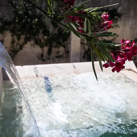 Club Koine Szálloda