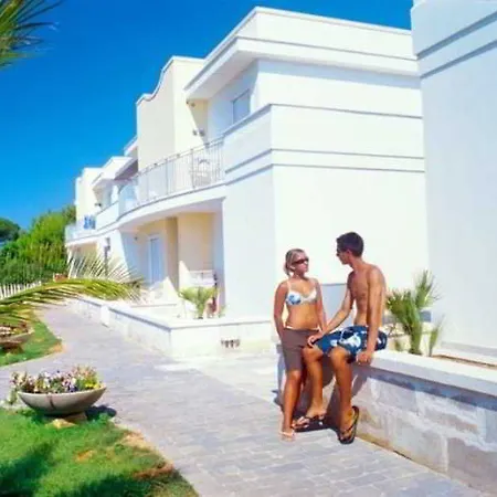 Koine Hotel 4*