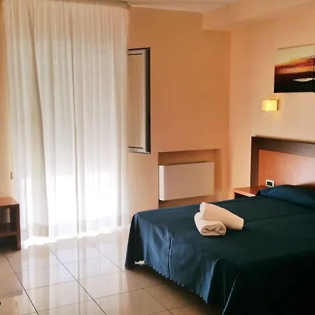 Koine Hotel 4*