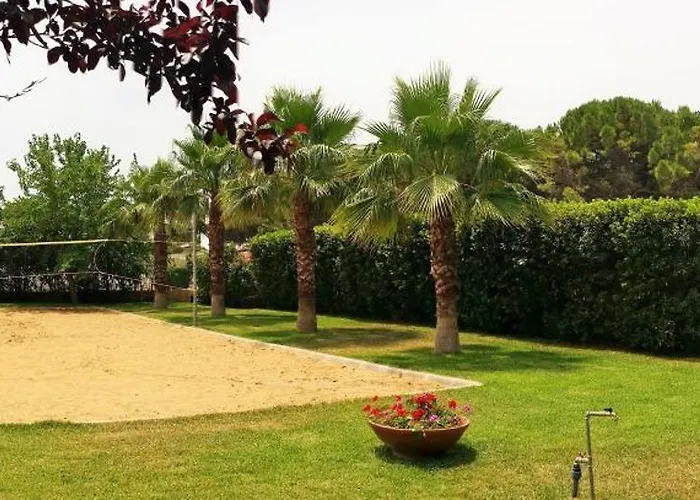 Готель Club Koine 4*