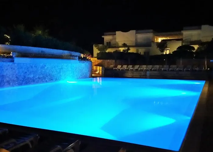 Готель Club Koine Отранто