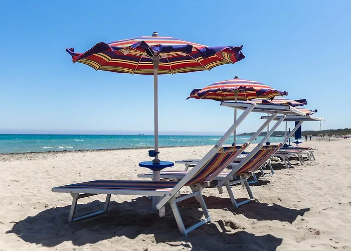 Club Koine Готель Отранто